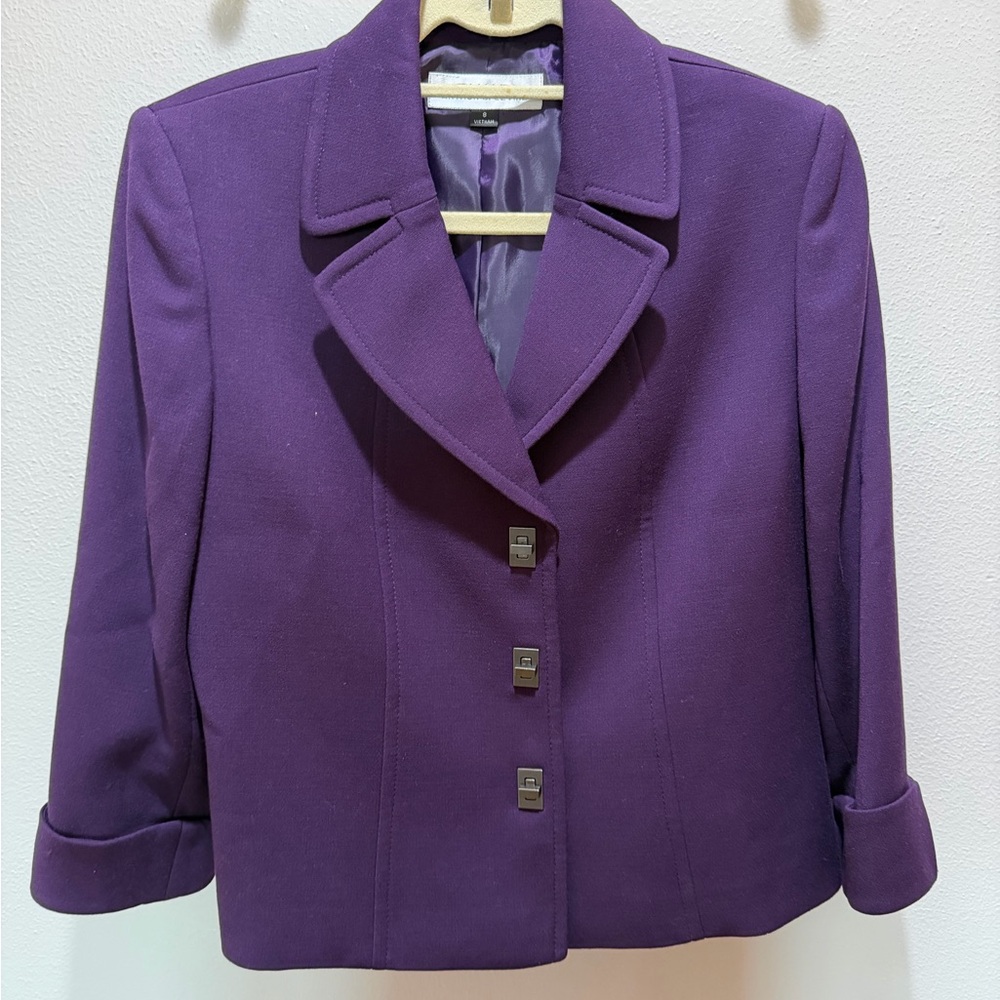 Tahari Arthur S. Levine Elegant Purple Women's Jacket Size 8